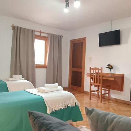 Hospedaje Amilcar Esquel Buitenkant foto