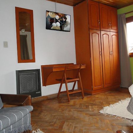 Hospedaje Amilcar Esquel Buitenkant foto