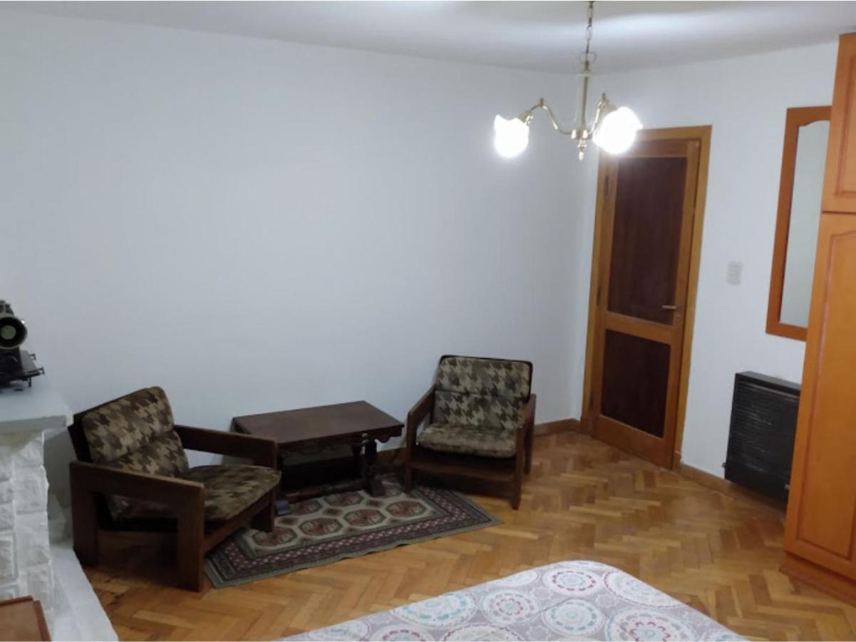 Hospedaje Amilcar Esquel Buitenkant foto